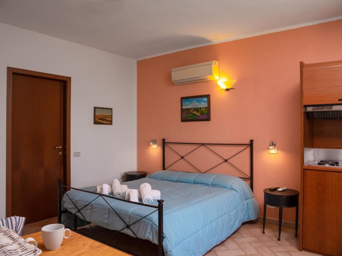 Agriturismo Al Girasole Сан Донато Екстериор снимка
