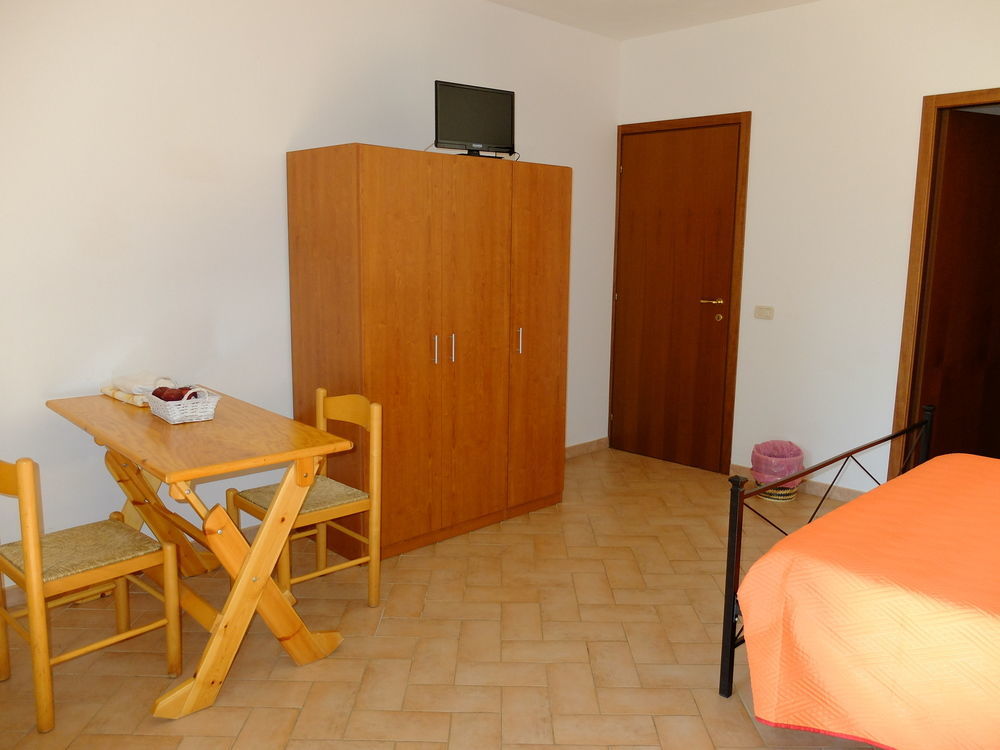 Agriturismo Al Girasole Сан Донато Екстериор снимка
